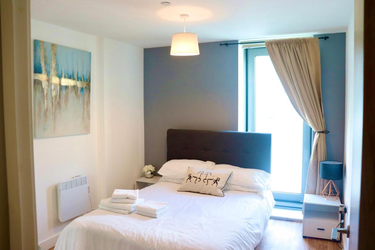 Hallsphere - Stunning Apartment Salford Quays Μάντσεστερ Εξωτερικό φωτογραφία