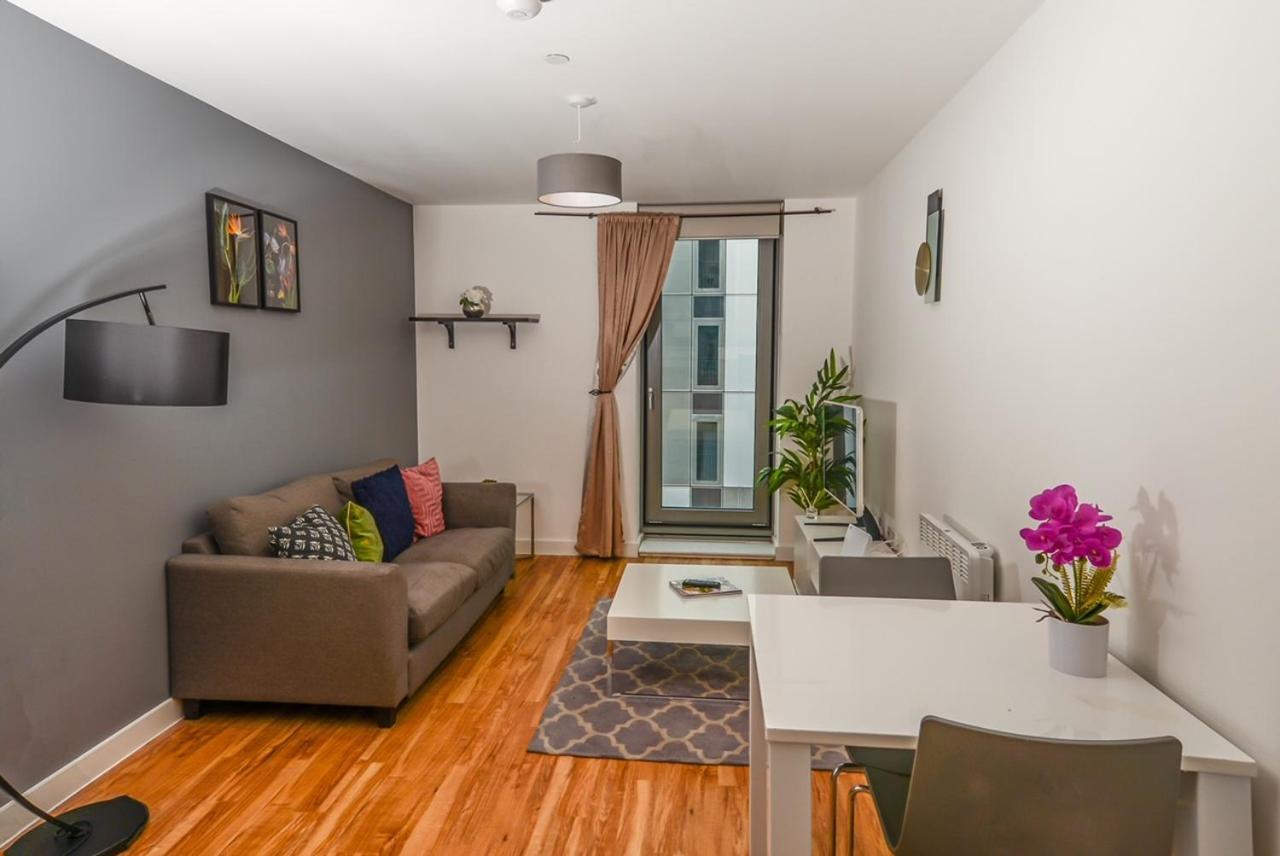 Hallsphere - Stunning Apartment Salford Quays Μάντσεστερ Εξωτερικό φωτογραφία