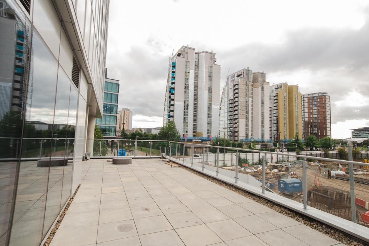 Hallsphere - Stunning Apartment Salford Quays Μάντσεστερ Εξωτερικό φωτογραφία