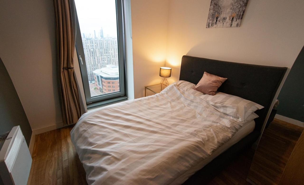 Hallsphere - Stunning Apartment Salford Quays Μάντσεστερ Εξωτερικό φωτογραφία