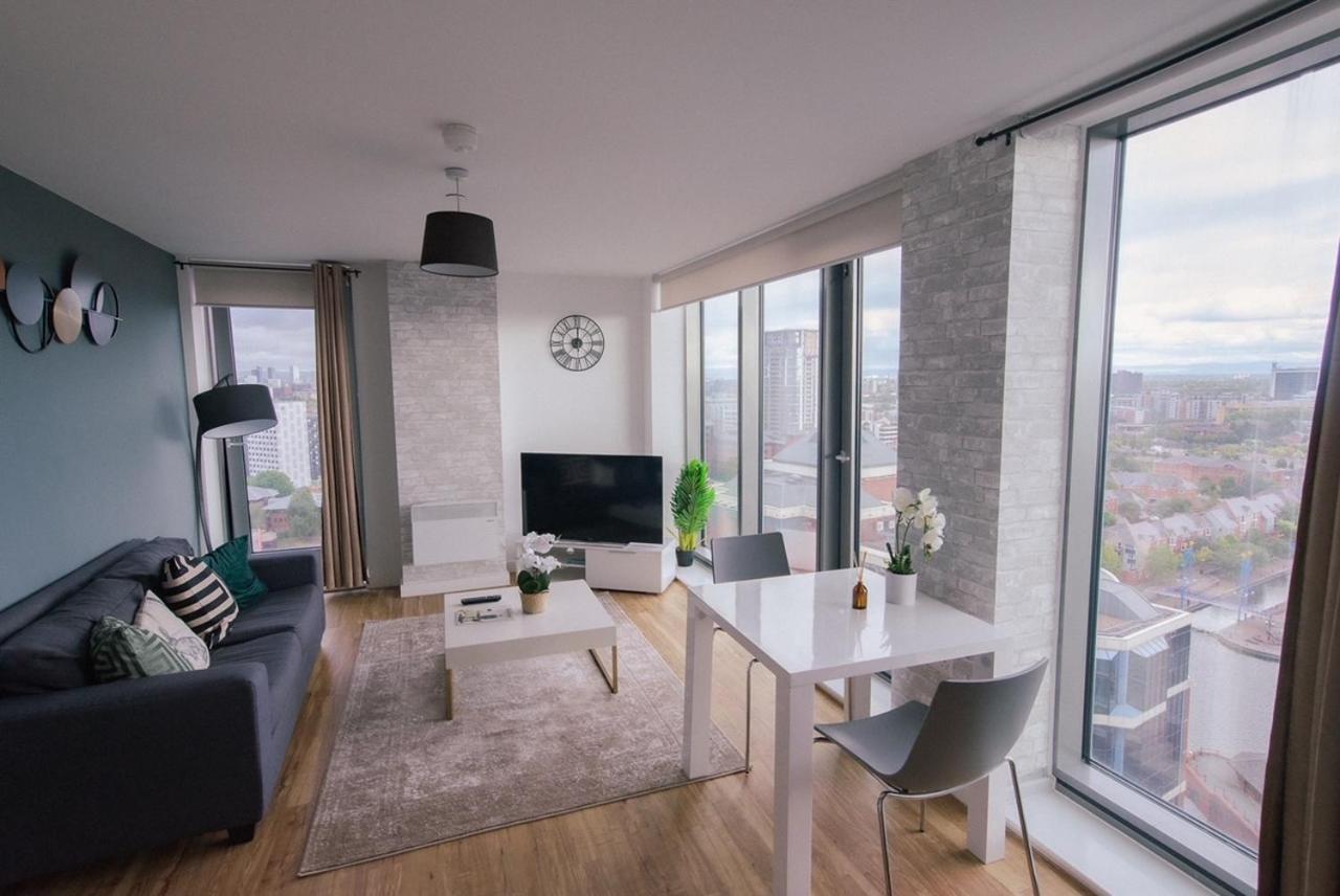 Hallsphere - Stunning Apartment Salford Quays Μάντσεστερ Εξωτερικό φωτογραφία