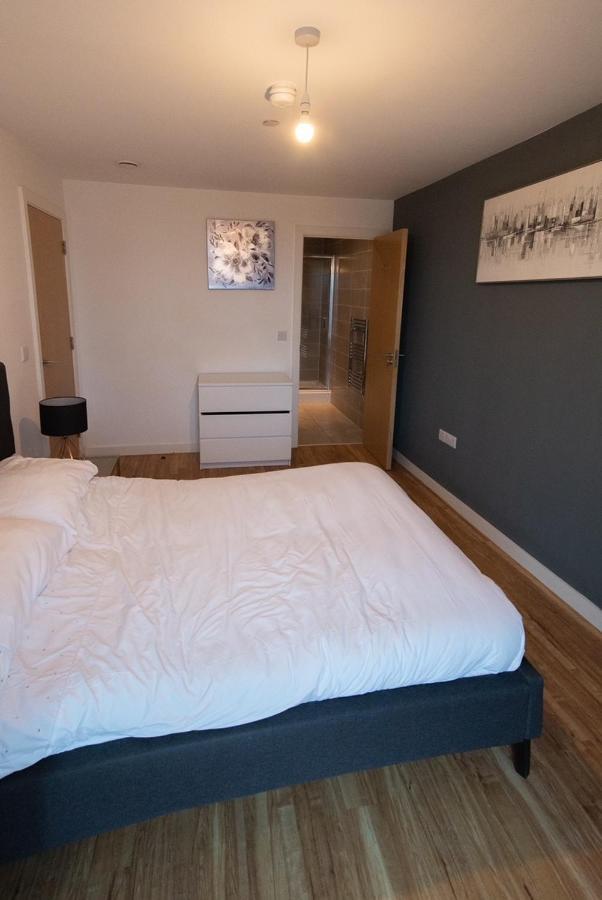 Hallsphere - Stunning Apartment Salford Quays Μάντσεστερ Εξωτερικό φωτογραφία