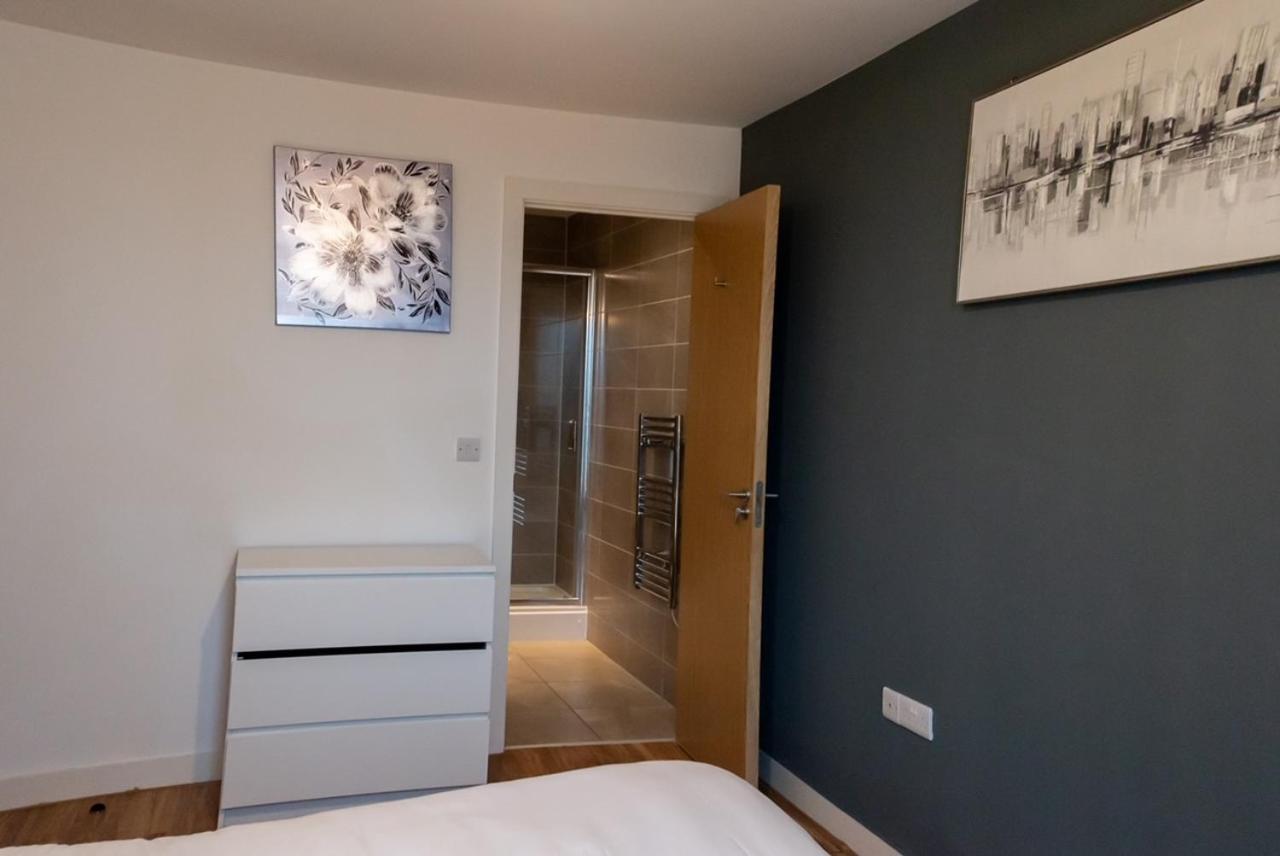 Hallsphere - Stunning Apartment Salford Quays Μάντσεστερ Εξωτερικό φωτογραφία