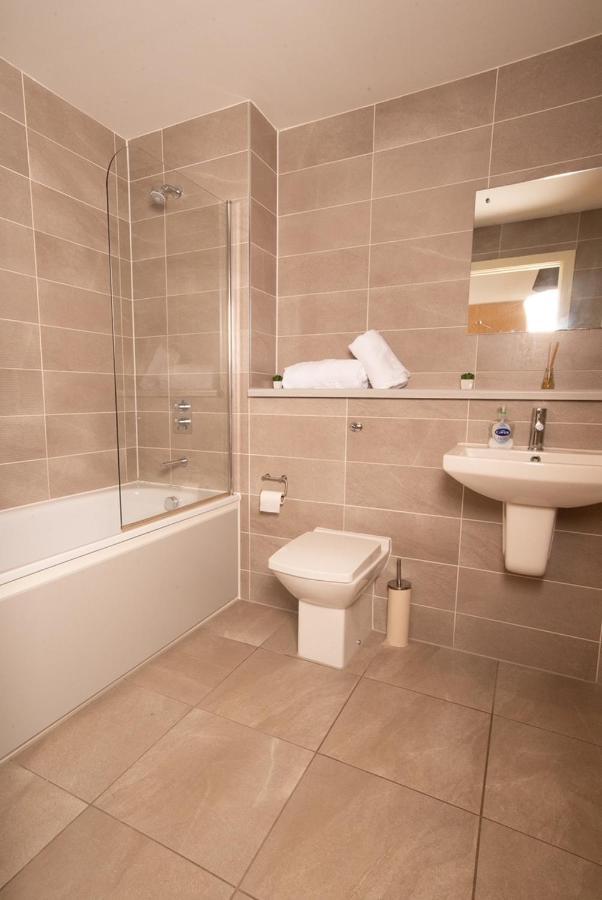 Hallsphere - Stunning Apartment Salford Quays Μάντσεστερ Εξωτερικό φωτογραφία